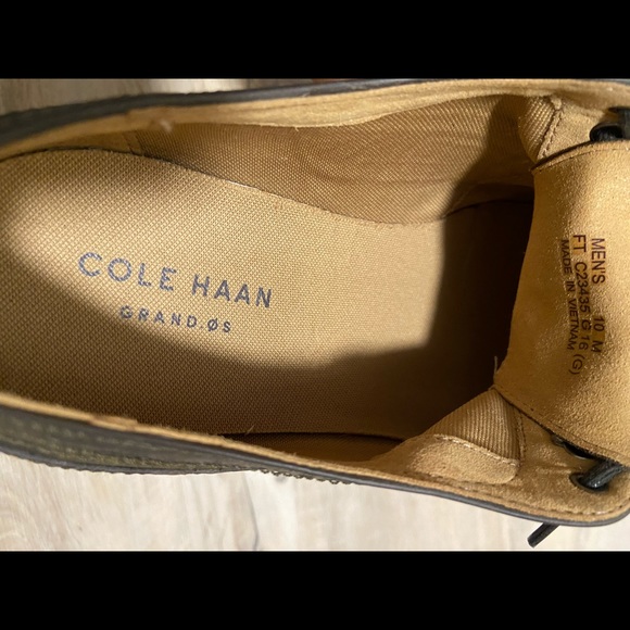 Cole Haan GrandØS Dress Shoes. 10. Brown. - Picture 6 of 6